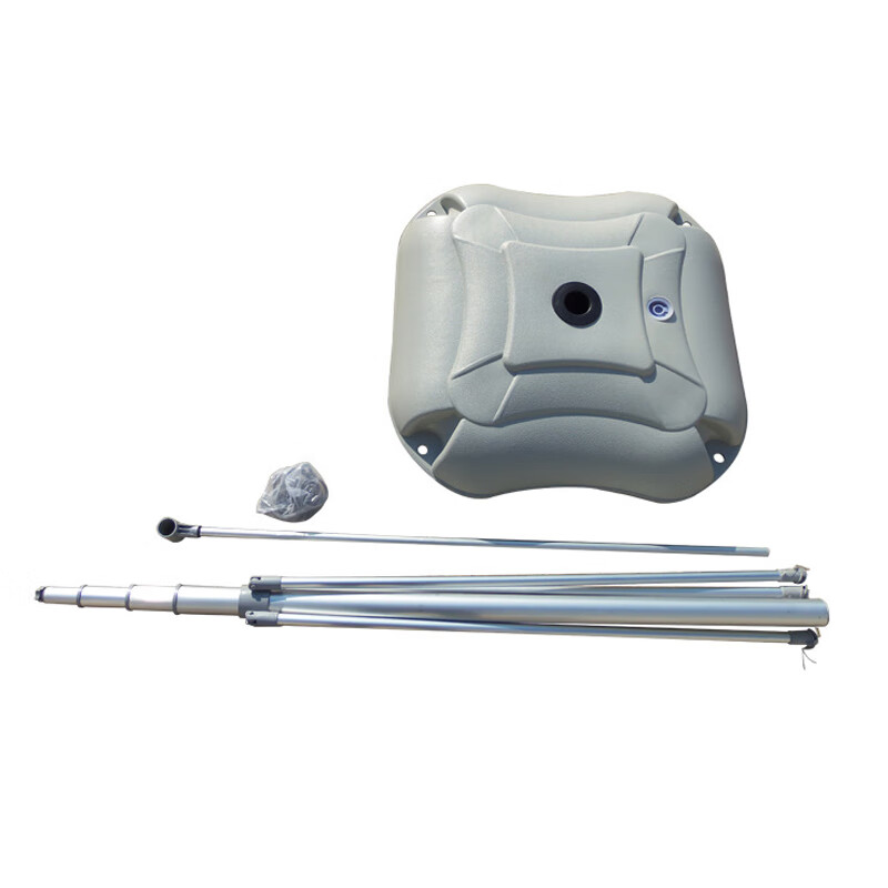 Thickened water-filled flagpole