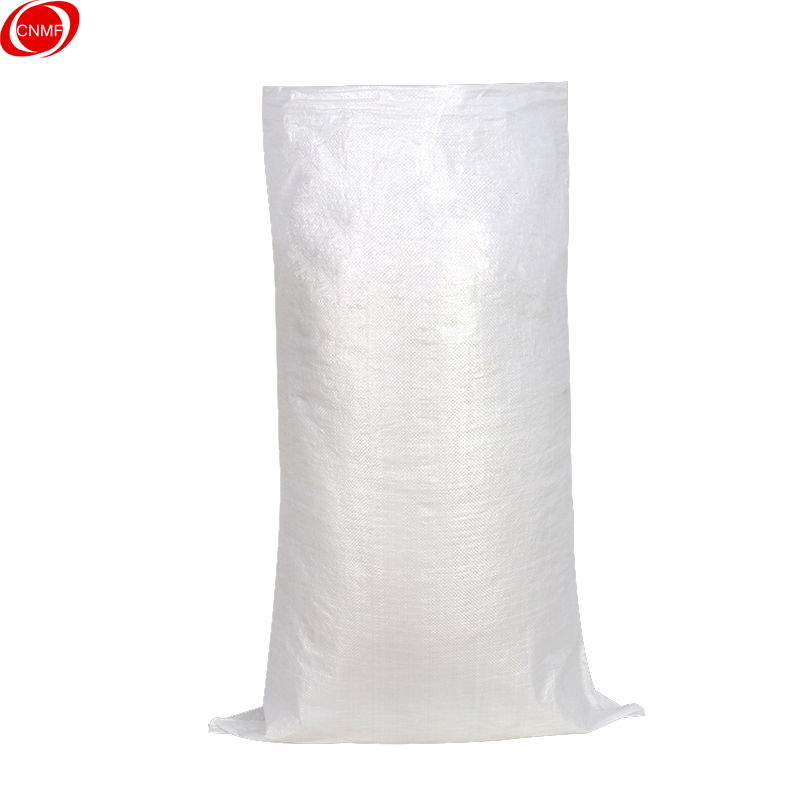 White thickened woven bags