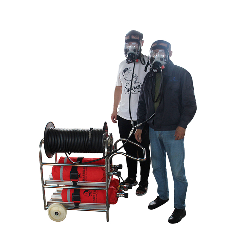 Four-bottle horizontal long tube air respirator